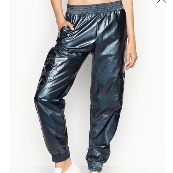 SALE🎉VICTORIA’S SECRET S M L JOGGERS METALLIC - Picture 2 of 2